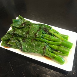 H12 ผักคะน้าน้ำมันหอย