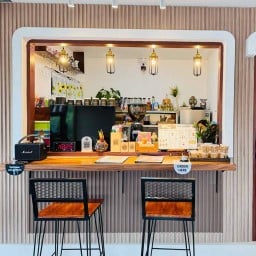 The Conner cafe and bistro สาขาตลาดไท