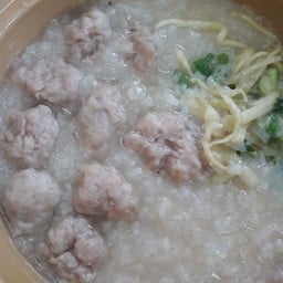 โจ๊กหมูพิเศษ