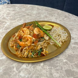ผัดไทยกุ้งสด