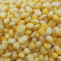 ข้าวโพดคลุกเนย / ไส้กรอกอีสานไก่ / เฟรนฟรายคลุกผงปาปริก้า/ชีล บางบัวทอง