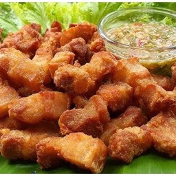 หมูสามชั้นทอดน้ำปลา