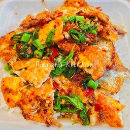 กระเพรา ไข่ดาว