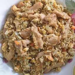 ข้าวผัดหมู