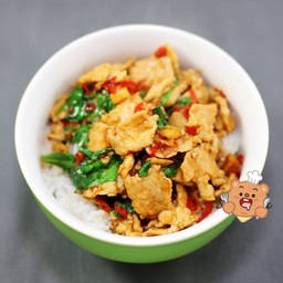 ข้าวกะเพราหมูชิ้น