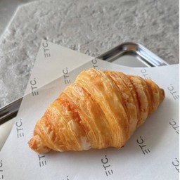 Plain Croissant