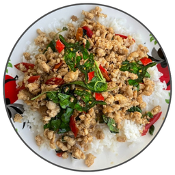[อร่อยซ่ากับโค้ก] กระเพราหมูสับราดข้าว (Stir-Fried Basil with minced pork on Rice) +  โค้ก ไม่มีน้ำตาล (กระป๋อง)
