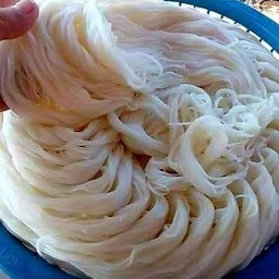ขนมจีน
