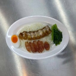 ข้าวหมูกรอบ