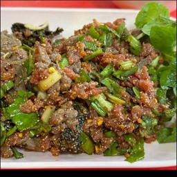 ก้อยเนื้อดิบ เปรี้ยว