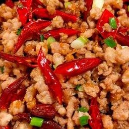 หมูสับคั่วพริกเกลือ ราดข้าว