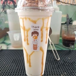 นมสดคาราเมลภูเขาไฟปั่น