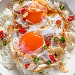 ข้าวไข่ดาว 2 ฟอง
