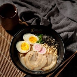 ซุปกระดูกหมูราเมน