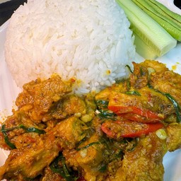 ข้าวพริกแกงกระดูกอ่อน