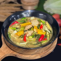 แกงอ่อมคอหมูย่าง