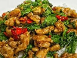 ผัดกะเพราไก่ ( กับข้าว )