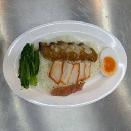 ข้าวหมูแดง + หมูกรอบ