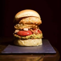 VEGGIE BURGER