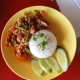 ข้าวหมูกระเทียม+ไข่ดาว