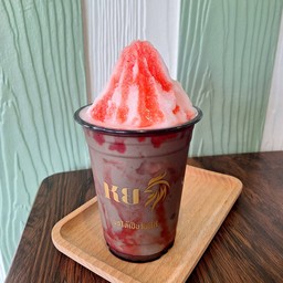 สตอเบอรี่นมสดปั่น