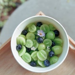 ผลไม้ปอกพร้อมทาน Fresh start fruit