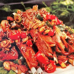 ซี่โครงแกะผัดเนื้อเผ็ด