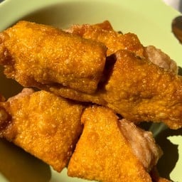 เตี๋ยวไก่ ปั๊ม ปตท โกลเด้นอะเวนิว เส้นคอสอง