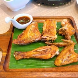 ครัวเมืองเว้ ลาว ญวน โรบินสันศรีสมาน