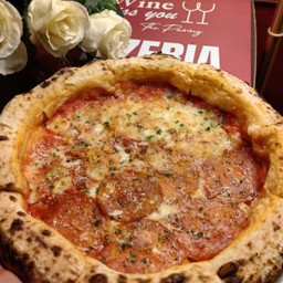 Pizza Pepperoni Half 4 Cheese