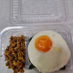 คั่วกลิ้งหมูสับ+ข้าวหอมมะลิ+ไข่ดาว/เจียว
