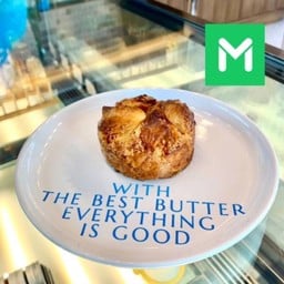 L.Kouign Amann Apple Black Currant