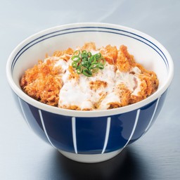 คัตสึด้งไก่ ราดไข่