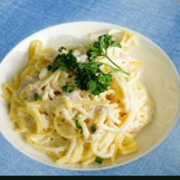 สปาเก็ตตี้คาโบราร่า