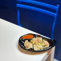 เกี๊ยวหมูลวกจิ้ม