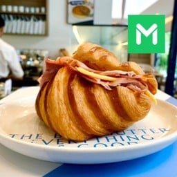L.Ham Cheese Croissant