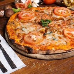 Hong Lu Fang Homemade Pizza สันติธรรม