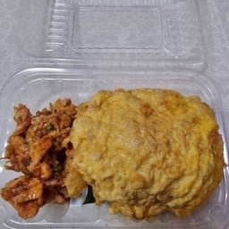 ไกาผัดฉ่า+ข้าวหอมมะลิ+ไข่ดาว/เจียว