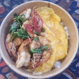 กระเพรากุ้ง+ไข่ข้น