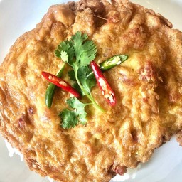 ข้าวไข่เจียวแหนม