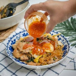 สุกี้แห้ง