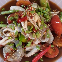 ตำเหลาหมึกสายกุ้งสด