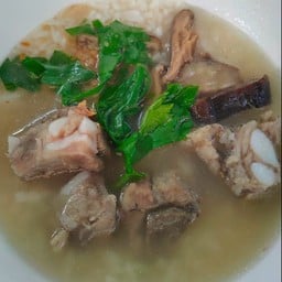 ข้าวต้มกระดูกหมู