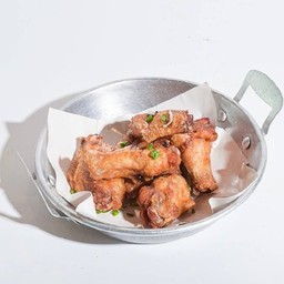 ปีกไก่ทอดน้ำปลา