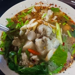 ต้มแซ่บเอ็นเนื้อ