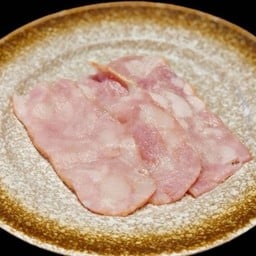 Bs18 เบคอน Bacon 