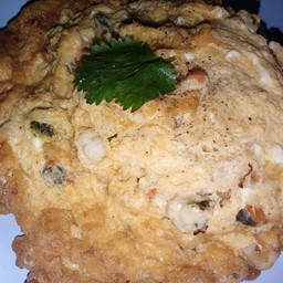 ไข่เจียวกุ้ง หอย ปลาหมึก ข้าวสวย