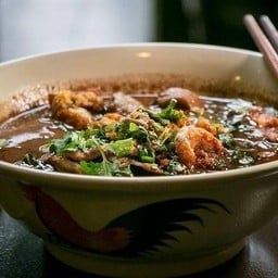 ก๋วยเตี๋ยวเรือนำชัย