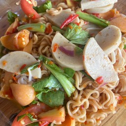 ยำมาม่ารวมมิตร