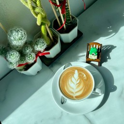 คาปูชิโน่ (ร้อน)